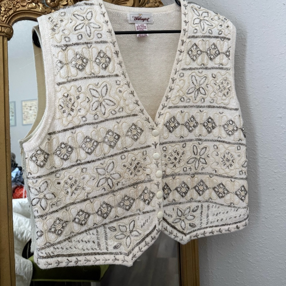 Worthington Vintage Beaded Cream Knit Vest